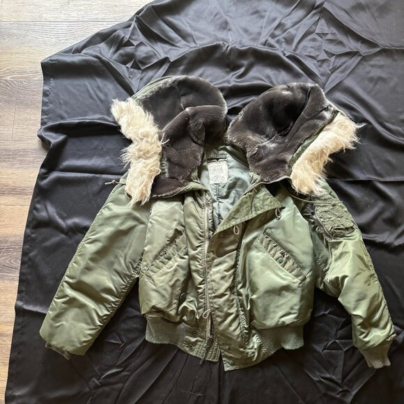 USAF Viet Nam War (1960s) flightline super heavy jacket. - Picture 1 of 1